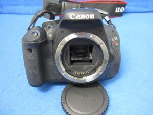 キャノン Canon EOS Kiss X5 カメラ (2)_買取り
