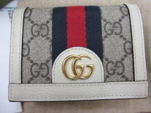 GUCCI GGマーモント 財布