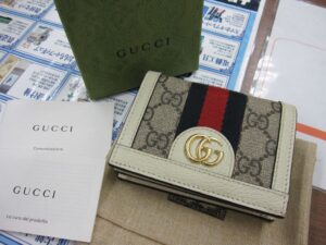 GUCCI GGマーモント 財布