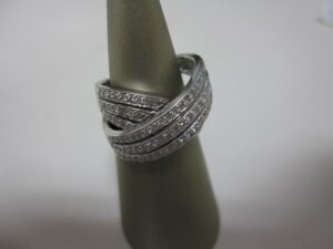 Pt900刻印 メレダイヤネックレス